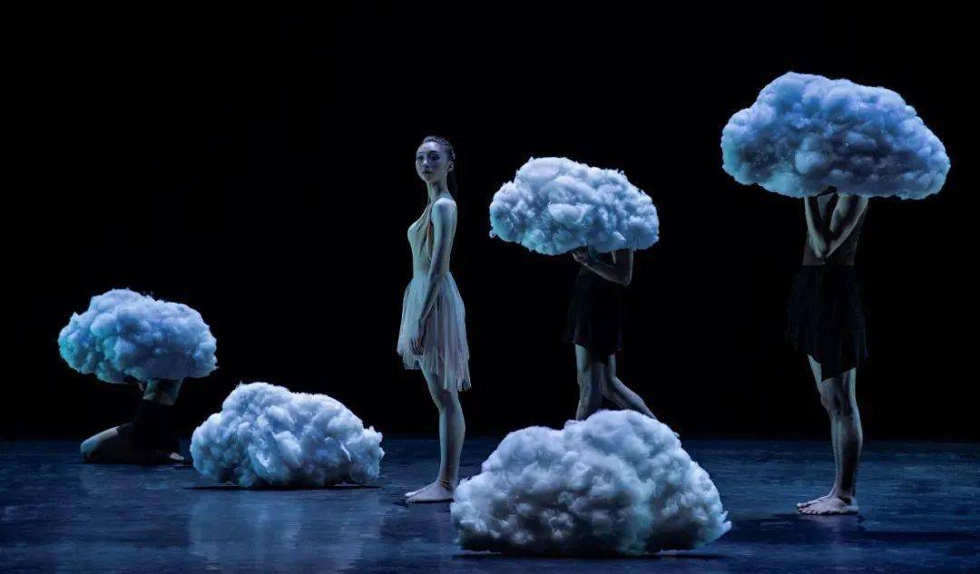 佛山站|心灵花园看四季轮转_歌舞剧院_舞蹈_作品