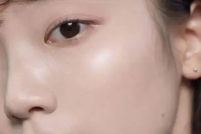 阿玛尼伪素颜天花板！白开水妆容，白净通透绝绝子！
