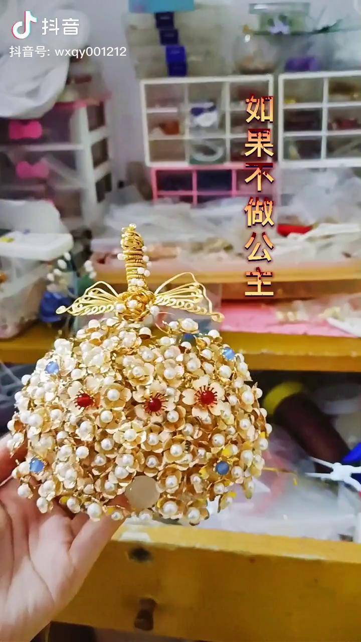 李静训发冠李静训闹蛾扑花冠簪娘这是一个长大的李静训