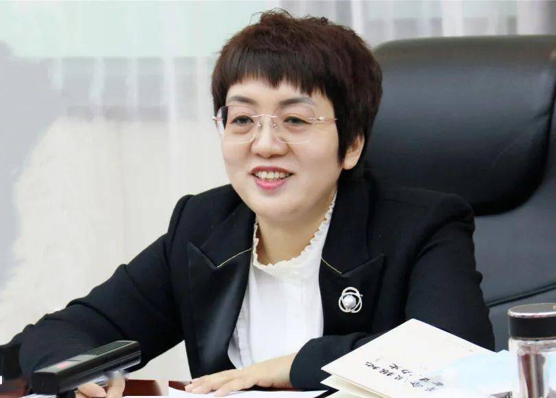 会上,郝秀珍同志深情阐述了太行妇运史征编过程,主