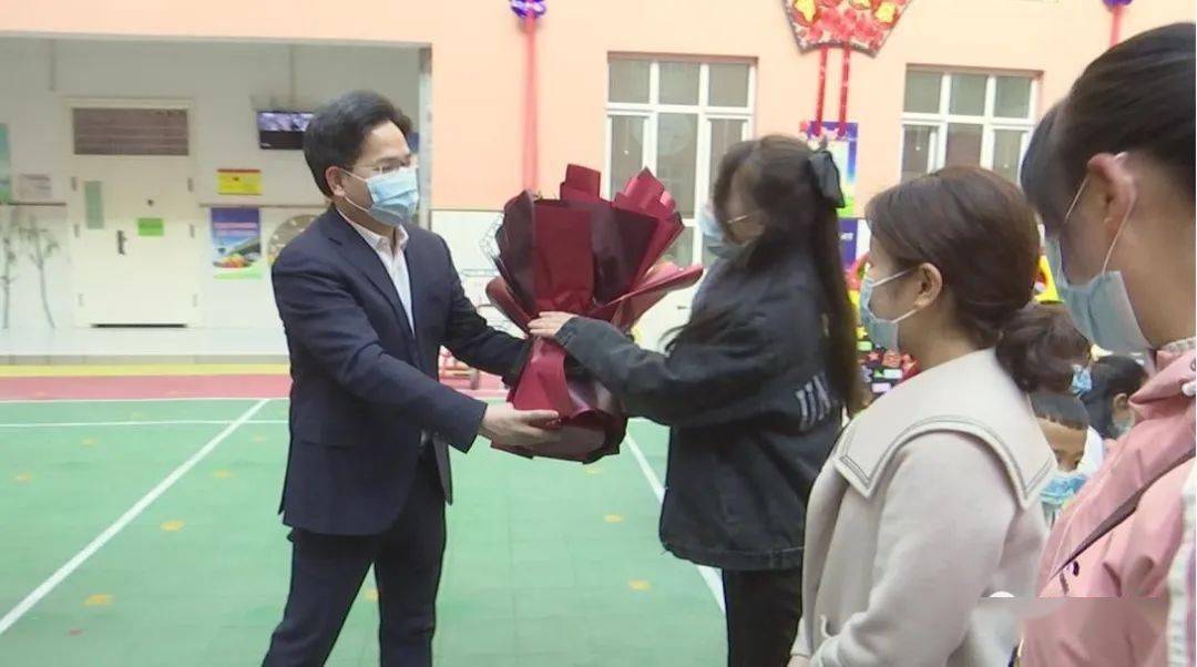 我县举行三八国际劳动妇女节纪念活动暨河北福嫂燕赵家政赞皇嫂子巾帼