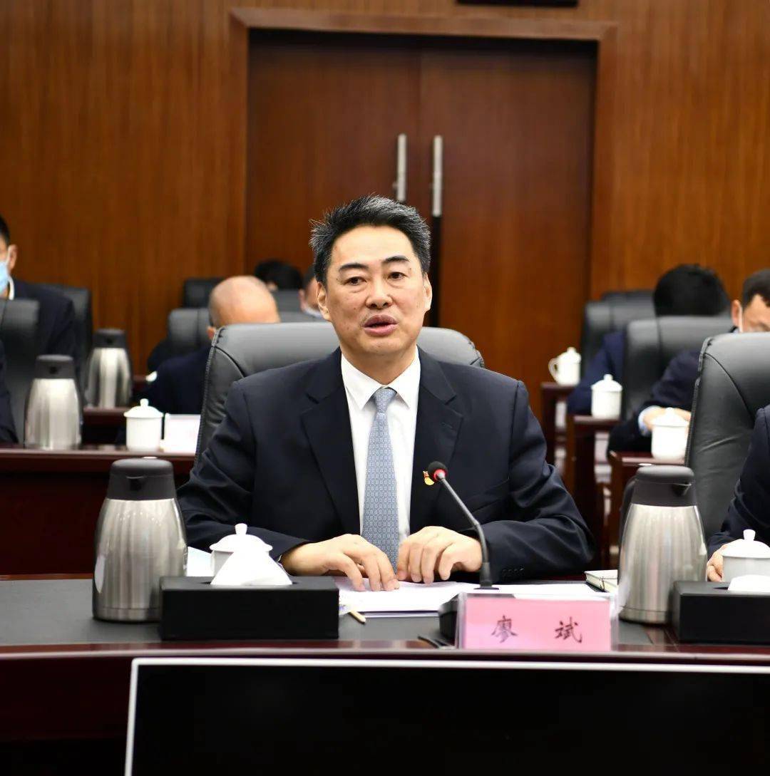 大学与城市如何共生共荣杨林兴在调研西南医科大学时这样说