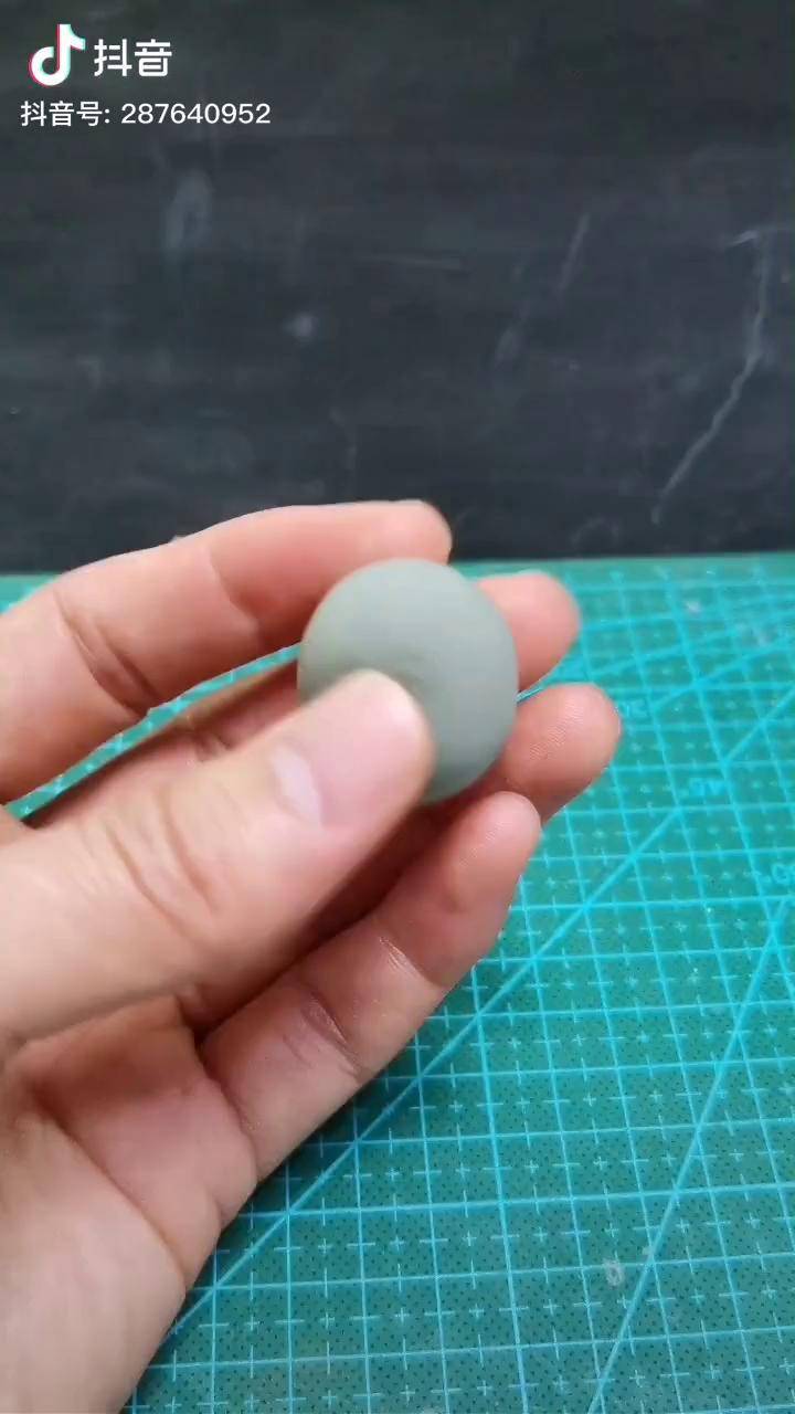 超轻粘土植物大战僵尸粘土教程路障僵尸超轻粘土手工植物大战僵尸面塑