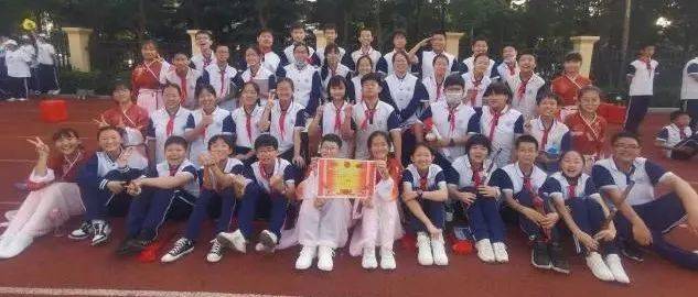 【广雅·一班一品】青春是帆，理想是舵，追逐梦想，扬帆远航——青岛广雅中学2020级青春五班_班级_活动_扬帆展