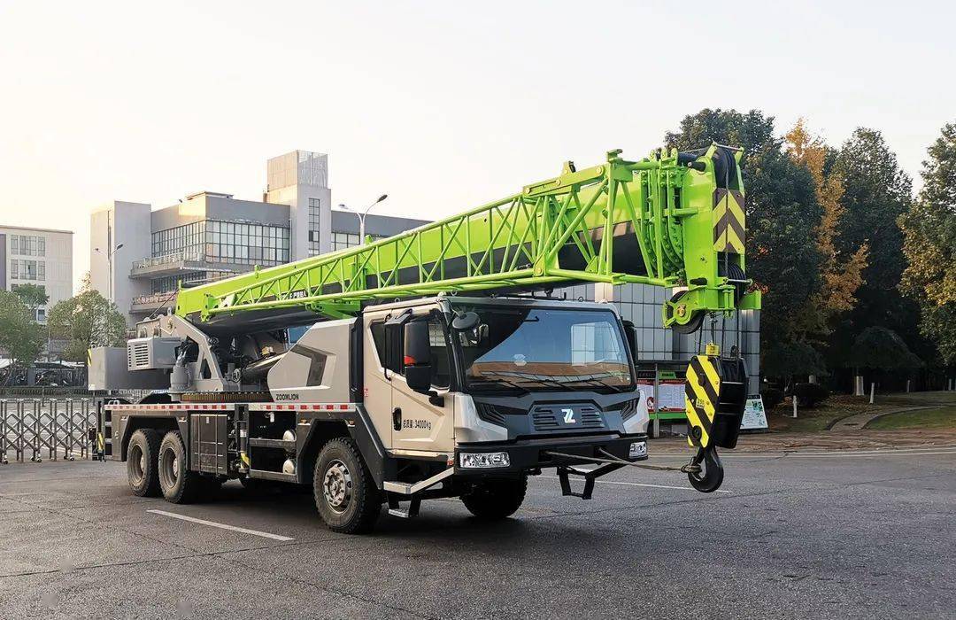 性能是衡量一台设备最重要的指标之一,中联ztc251v562-1配备5节大截面