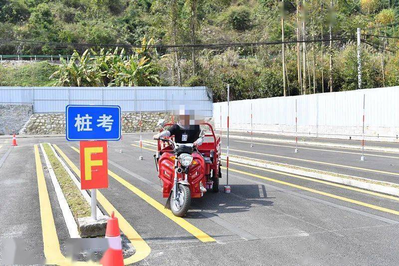 2月22日起,河池市公安局交警支隊車管所摩托車科目二,科目三考場通過