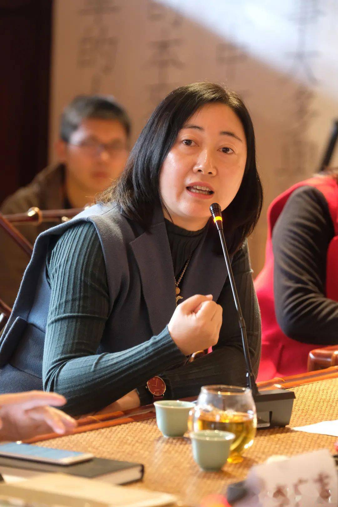 王晓菁在发言中"宋韵的这个韵字到底是个什么?