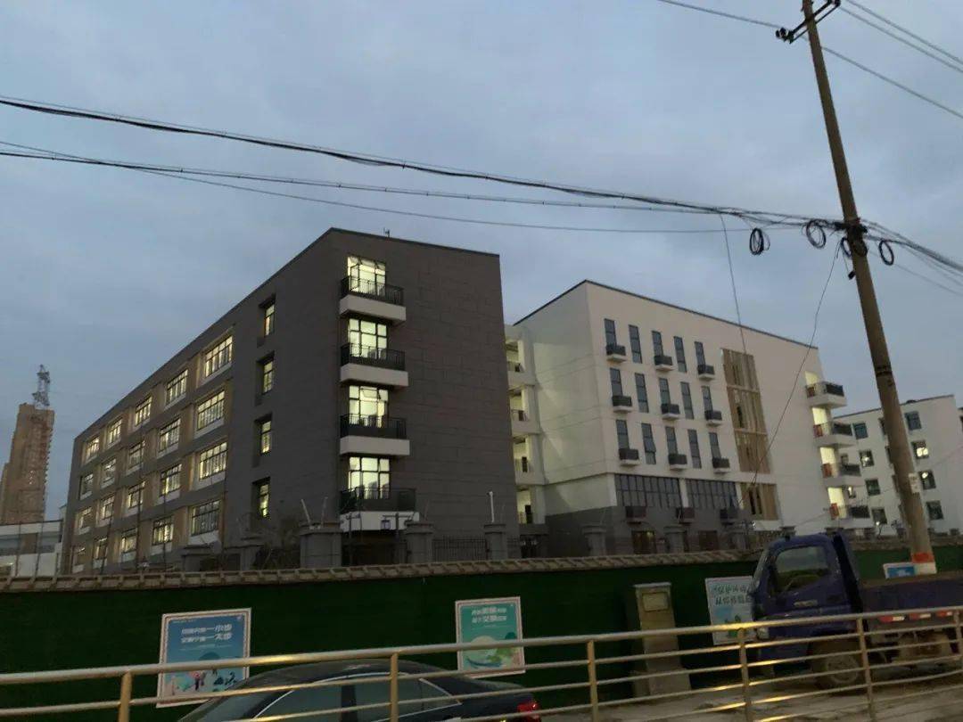据之前宣传的资料看,鄞州实验中学教育集团沧海路校区即将在2022年9月