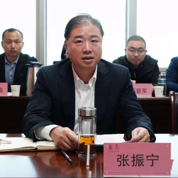 张振宁半年来,能有幸参与到集团公司"三百三千"挂职干部培养这份光荣