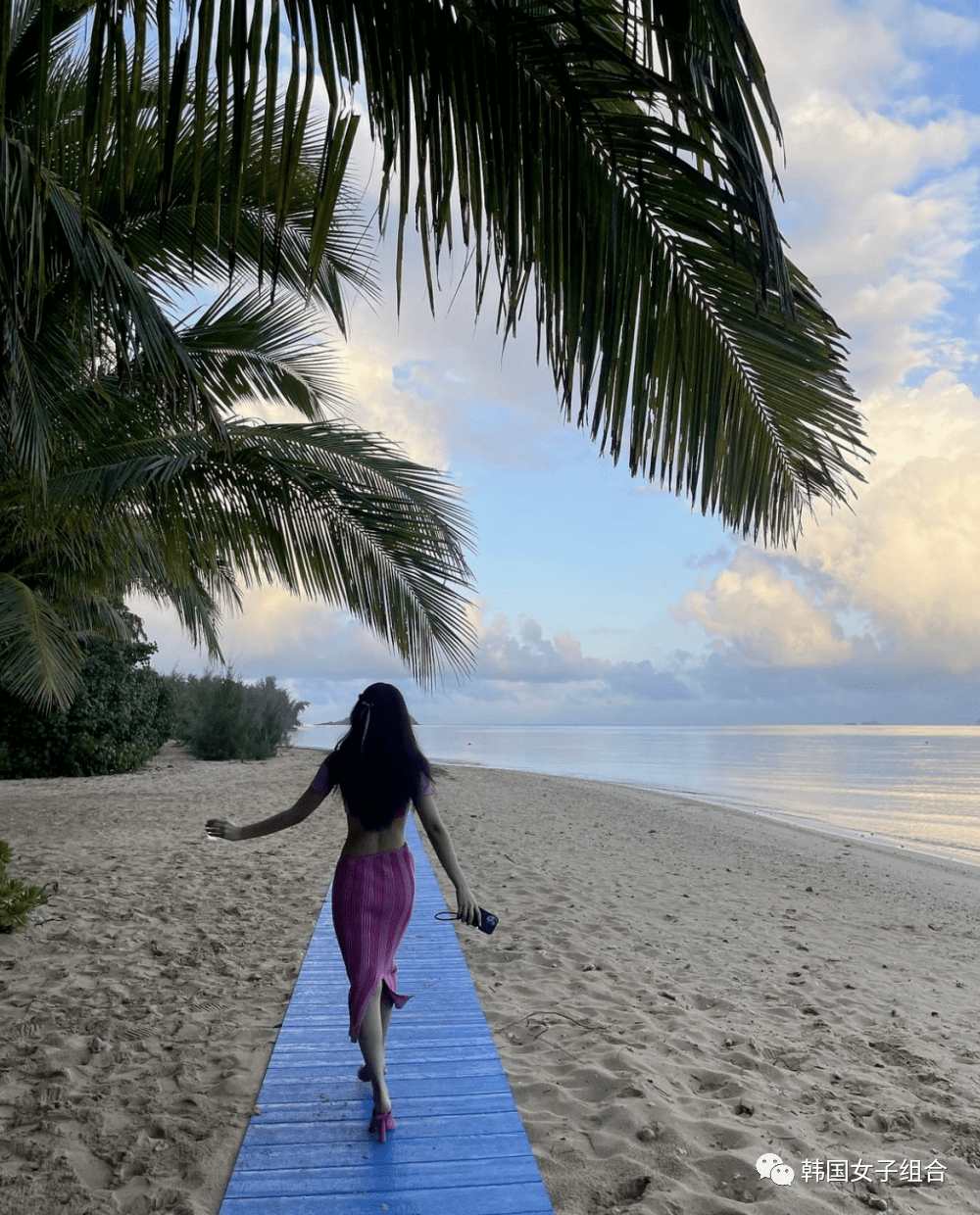 sm换新主人允儿肚皮凉凉郑秀晶新电影jennie夏威夷郑秀妍出演浪姐宫 