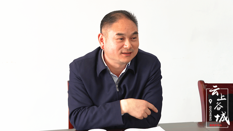 黄克立加快推进项目建设打响吉利谷城硅谷品牌