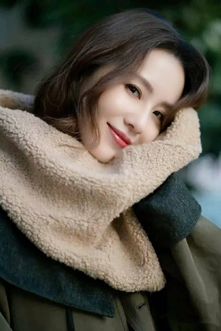 刘诗诗淡淡的笑甜甜的美