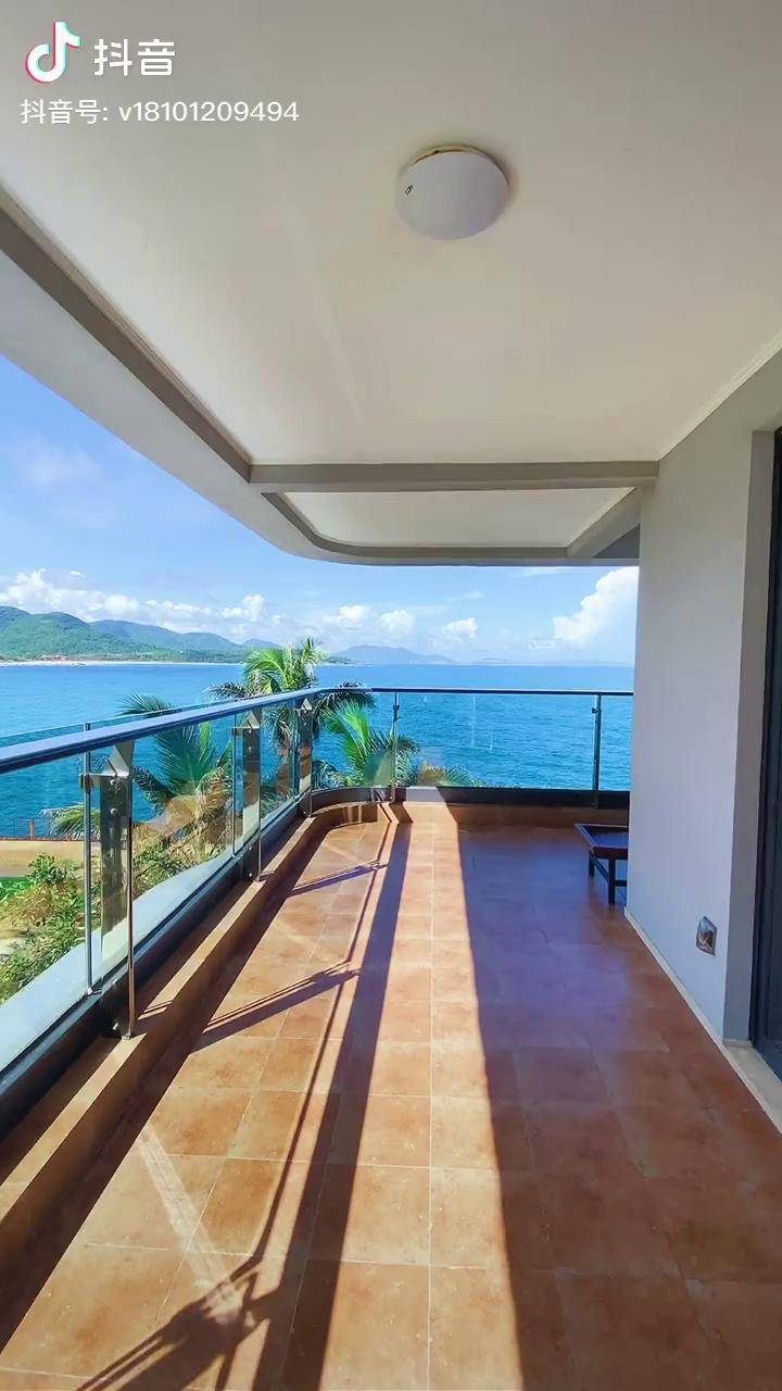 创作灵感153平无敌海景三居一线海景房无敌海景三亚房产海景房