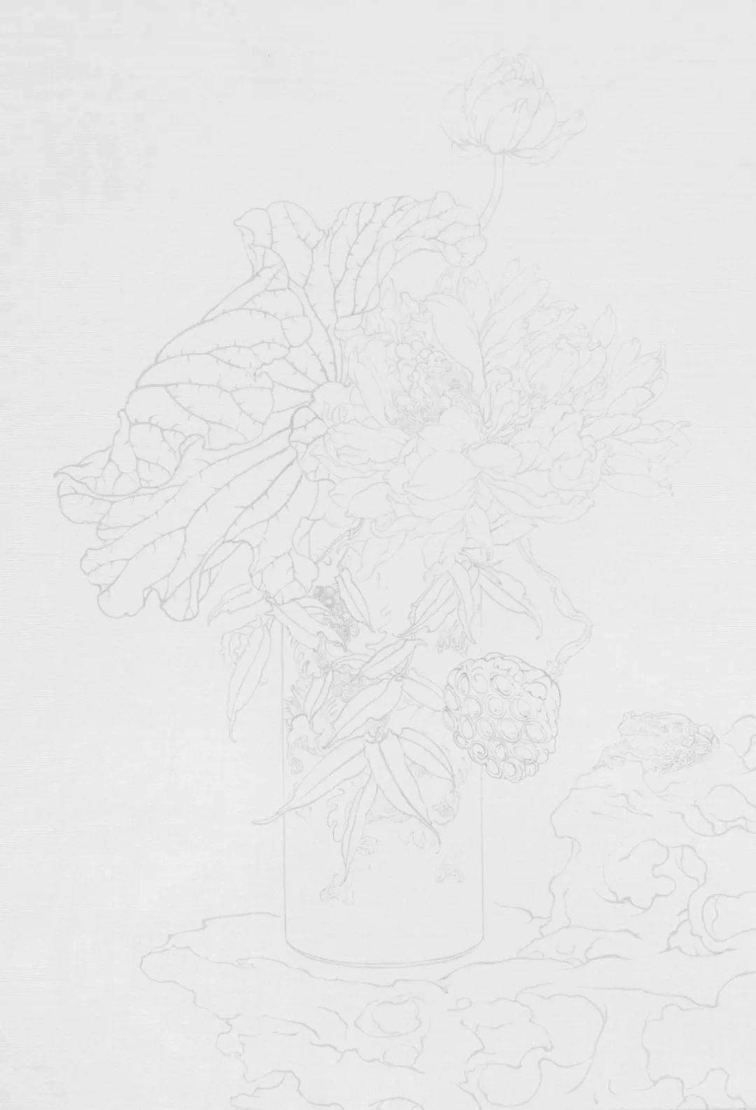 第一步:整幅白描墨色较浅,只是在荷叶和莲蓬处略加深一点.