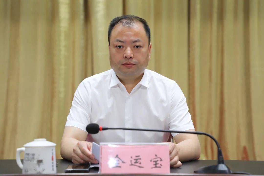 甩开膀子加油干打造征收工作江陵模式