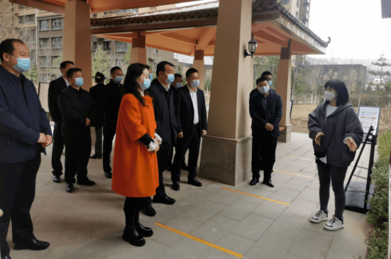 学习交流华亭市考察团观摩学习中街街道全国文明城市创建工作