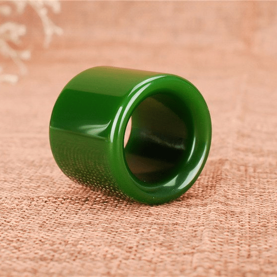 文化扳指冠于指上的戎马