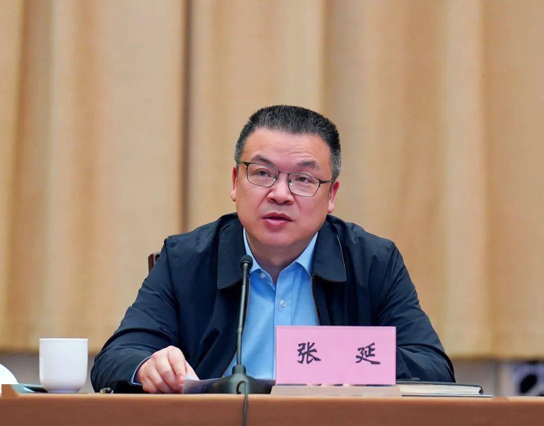 保持战时状态实施闭环管理李关定副市长强调紧而又紧抓好全市商超常态