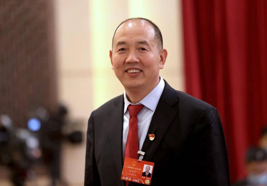 全国人大代表 裴春亮全国道德模范河南省辉县市张村乡裴寨村党支部