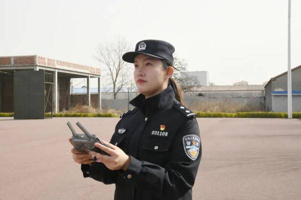 训练基地|这群女警花，真棒！早安~