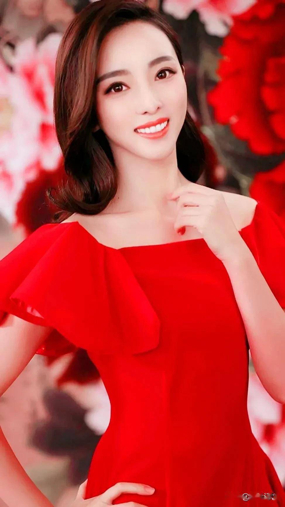 李思思清新典雅声音甜美