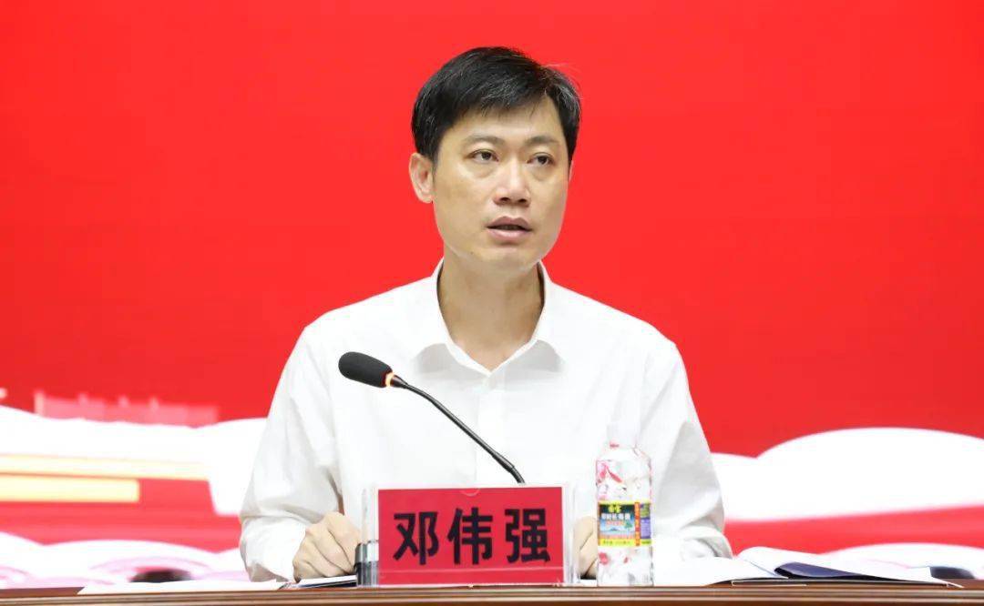 能力提升建设年如何提升能力县委书记邓伟强这样说