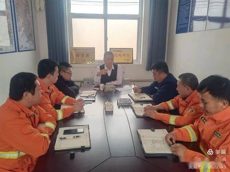 唐县应急管理局局长王佳斌到县森林消防大队进行检查督导工作