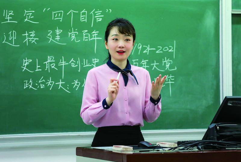 中国石油大学张明明图片