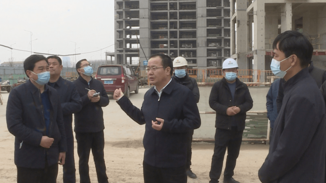 淮阳区委书记张建党带队调研棚户区改造项目和道路绿化工作