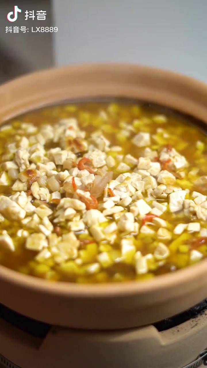 虾米豆腐在小时候堪比一碗肉时代变了口味依然没变那也许就是家乡味道