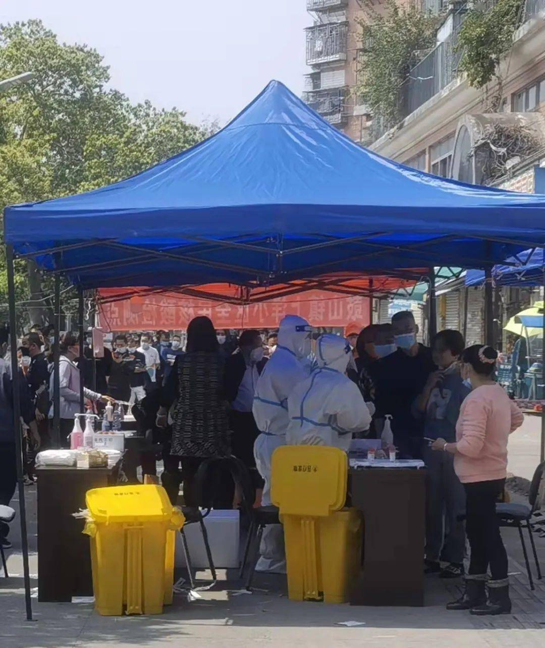 福兴开发区,远中村,远东村,上洋村,前屿村等临时核酸采样点,战斗在