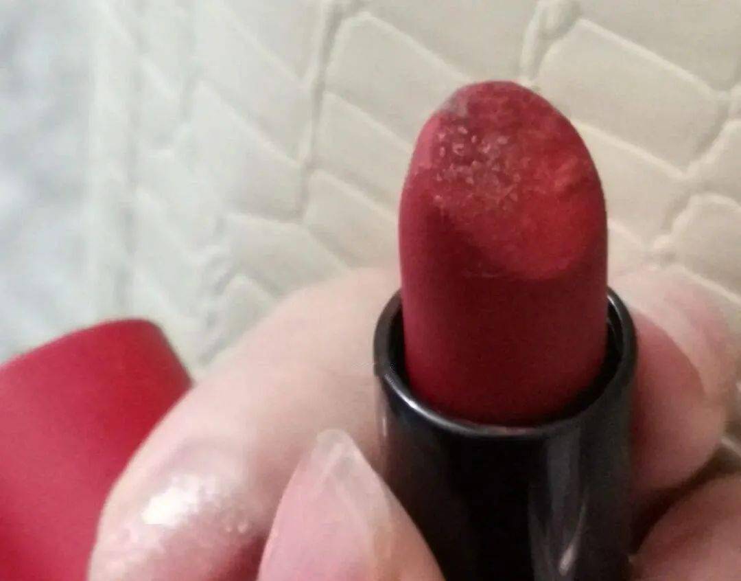 霉菌所有女生都关心的问题——口红会过期吗？