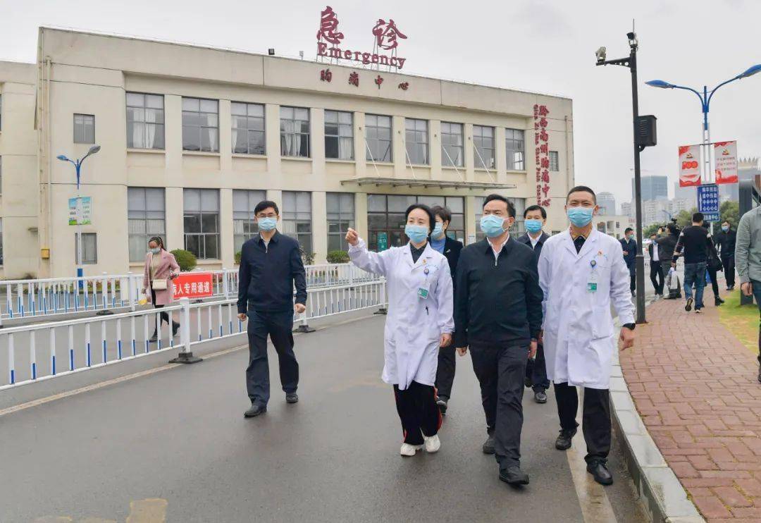 陈昌旭在兴义市调研疫情防控易地扶贫搬迁后续扶持和重大项目建设工作