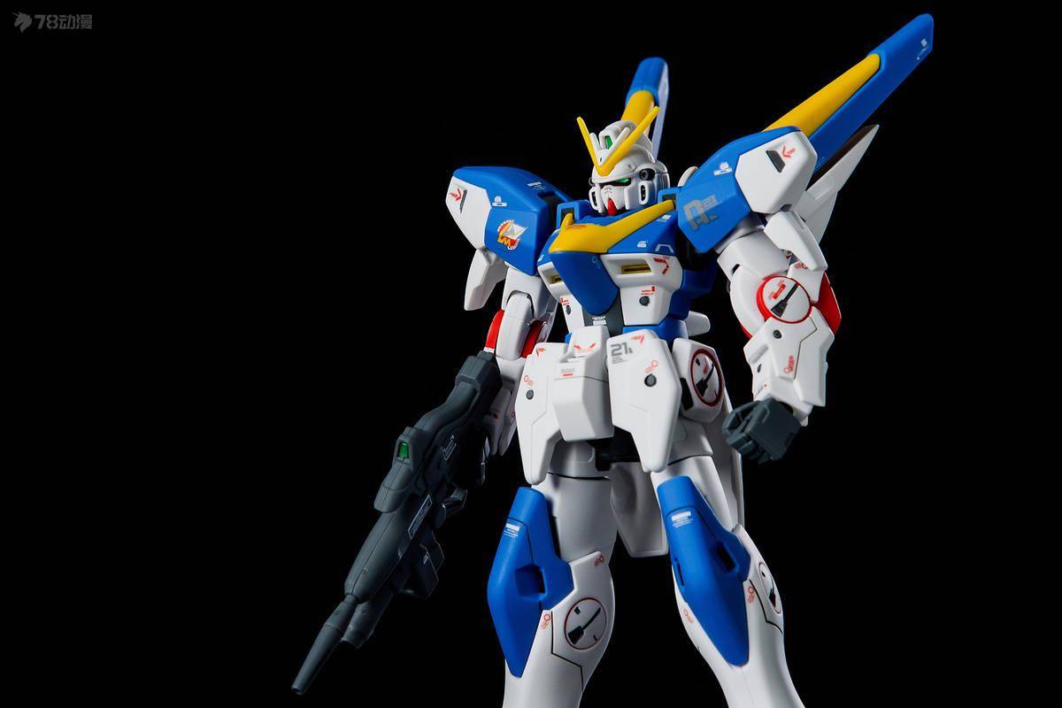 根大木秀:素喷 hg v2高达&v2 assault-buster高达