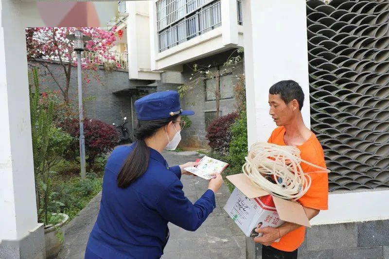 提高自防自救能力,3月23日,昌宁县消防救援大队积极深入鸿安小区开展