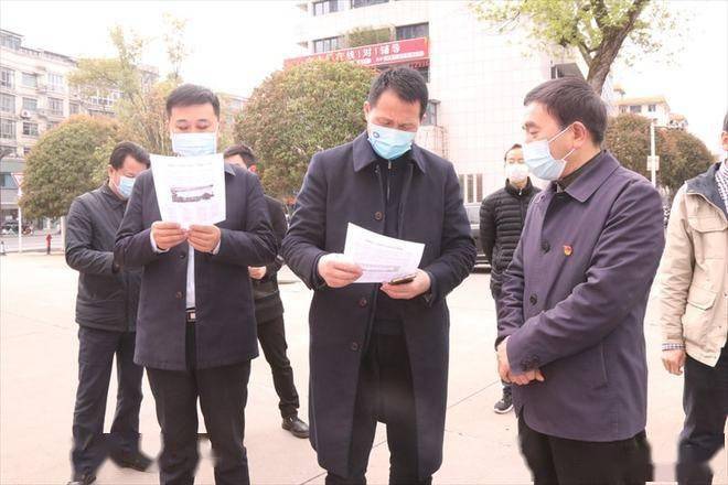 维稳办主任张平在常德市教育局党组书记,局长,二级巡视员胡祖国,党组