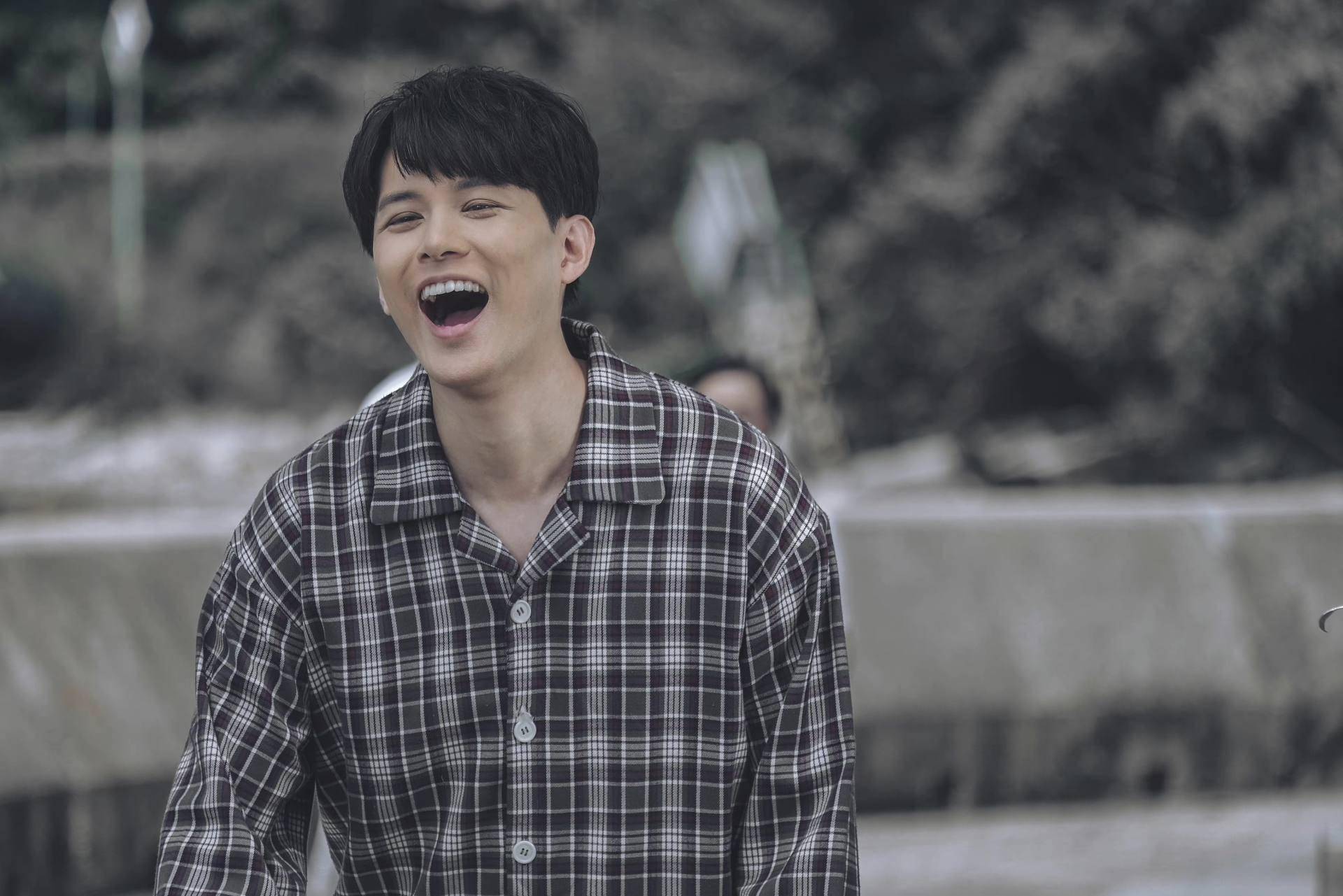 自觉情况较严重,发病初期咳痰都是深色_何广沛_隔离_罗永贤