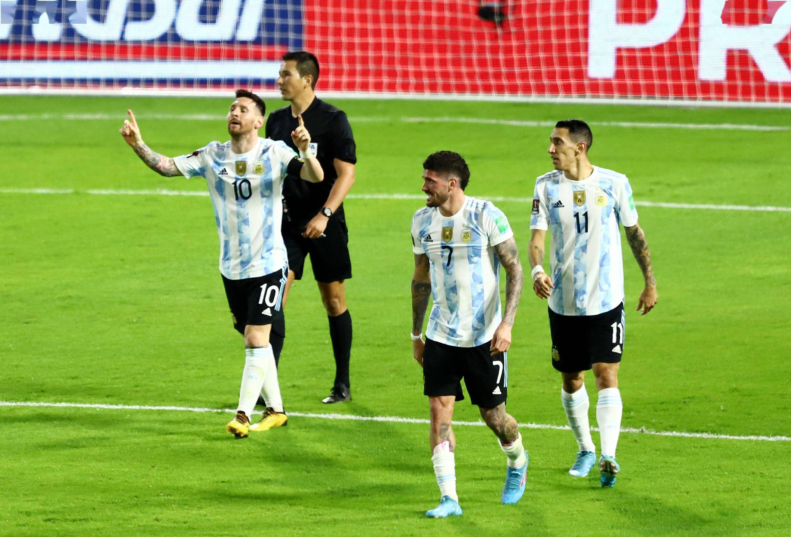 主场|足球——世界杯预选赛：阿根廷胜委内瑞拉