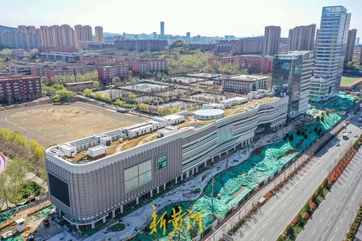 凤鸣广场挂牌预计今年四季度开业