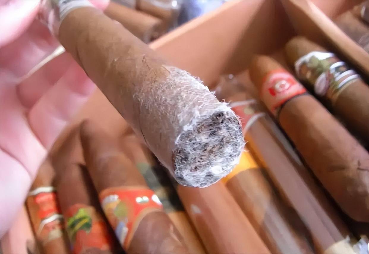 5种香烟已列入黑名单中大多数人爱抽不妨对照自查下