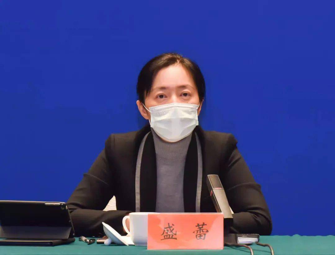 在随后召开的我市续会上,市长盛蕾指出,要坚持守牢底线,慎终如始抓好
