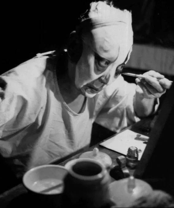 王玉柱:厉慧良先生《艳阳楼》之"亮相"和"马趟子"赏析