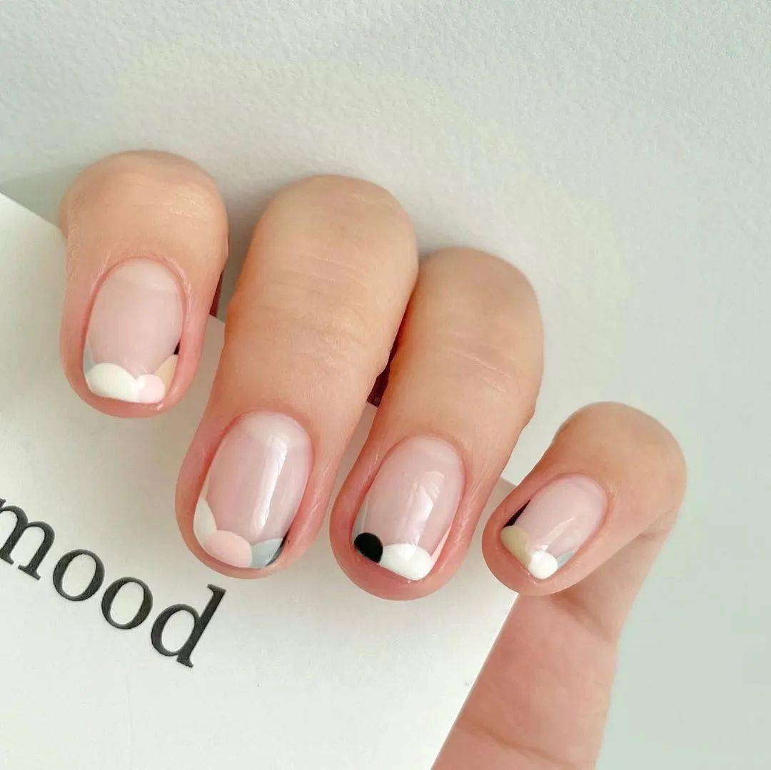 短方甲狂喜!春夏小韩风,清新可爱都是你~_美甲_nail_raven