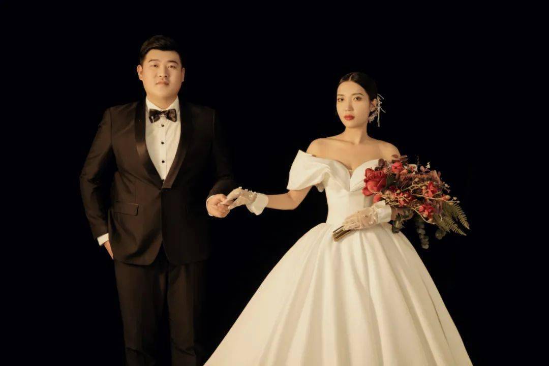 日期和他的爱人吴香是姚集镇刘店社区居委会成员刘滋楼4月9日宴请延期