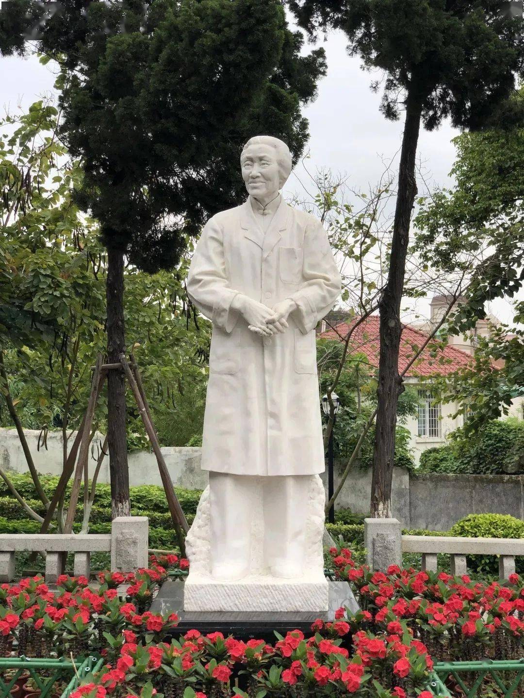 假期里,鼓浪屿人世间→_林语堂_林巧稚_陈锦端