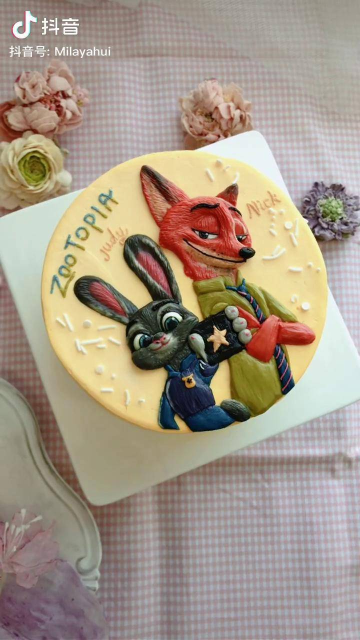 奶油霜手绘蛋糕疯狂动物城小黑兔子和小红狐狸