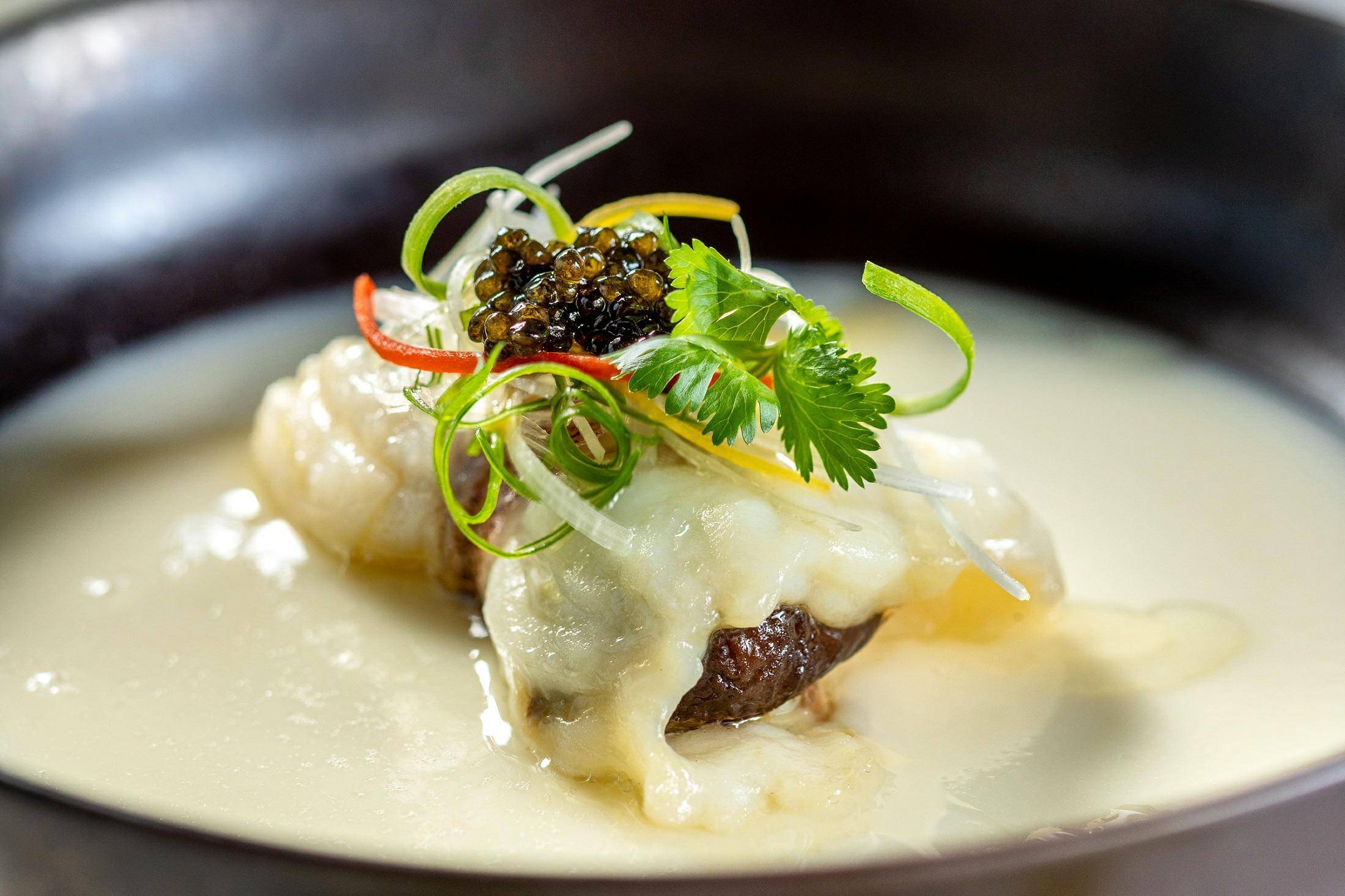 美食看中餐与鱼子酱的美妙融合