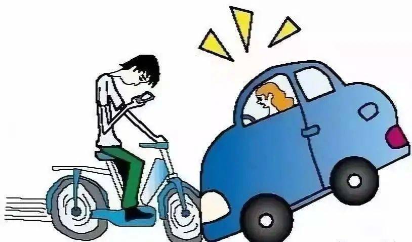 开展警车亮警灯动态巡逻的喇叭喊话劝导