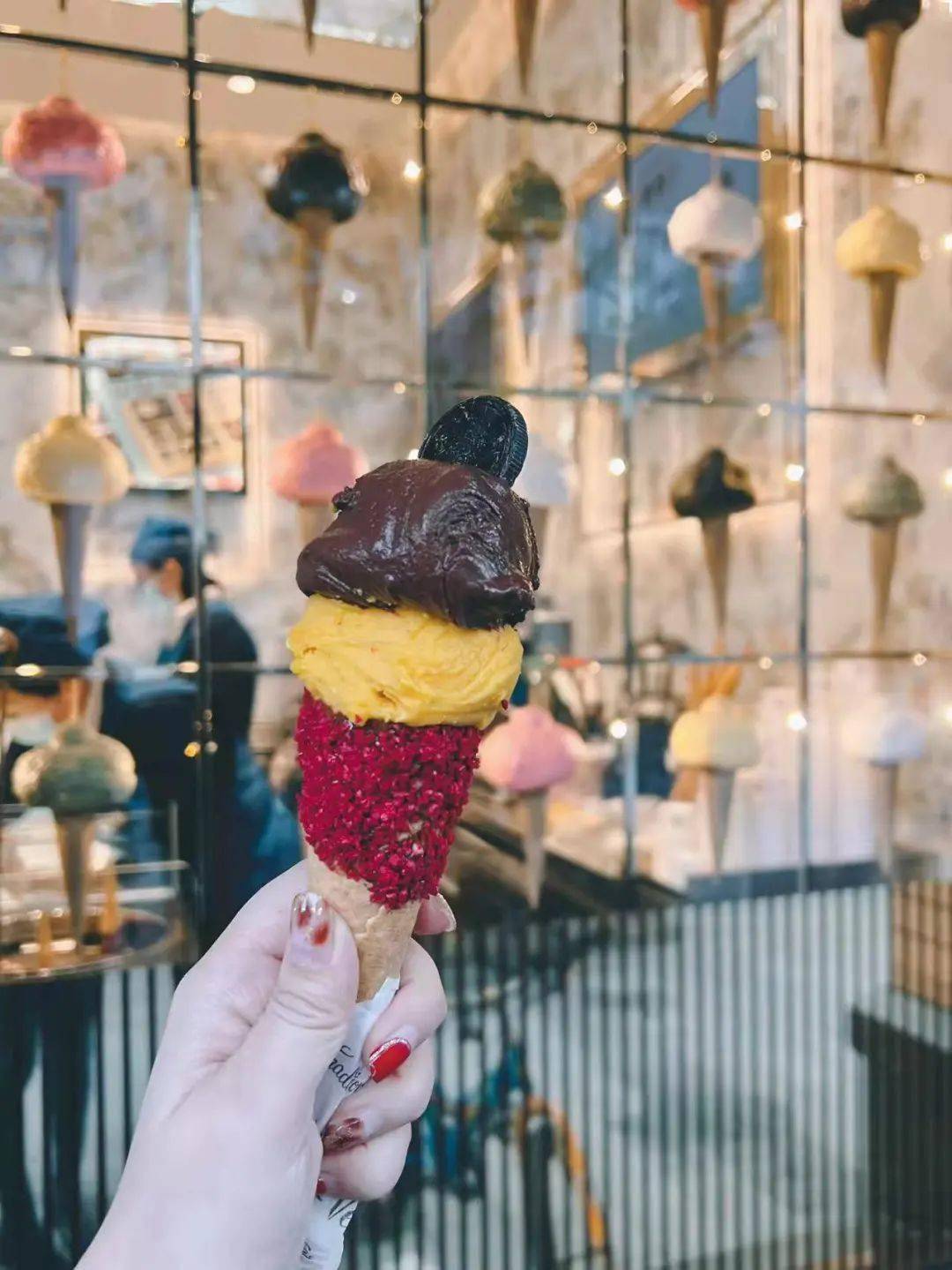 这是一家拥有143年历史的意大利品牌店里的gelato都是每天新鲜制作