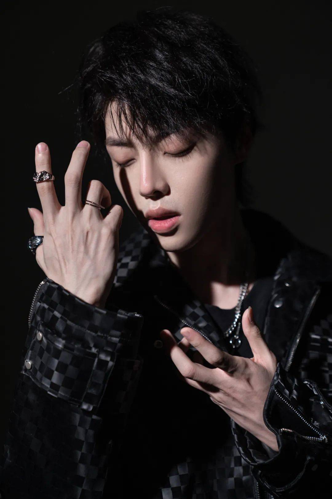 靠国风戏腔走红一夜涨粉百万他凭什么